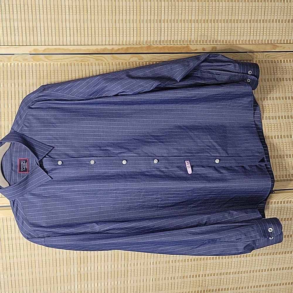 UNTUCKit Relaxes Fit Wrinkle Free Blue Striped Shirt XL